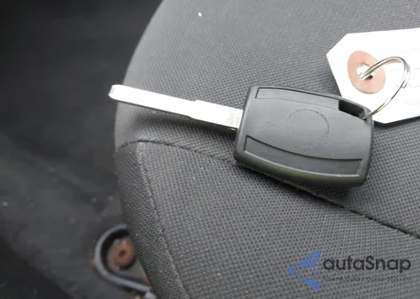 2015 Ford Fiesta Se z USA, uszkodzony, nr VIN 3FADP4EJ4FM179659